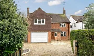 4 bedroom detached house for sale in Outwood Lane, Chipstead, CR5
