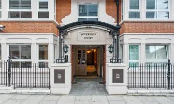 2 bedroom flat for sale in Wrights Lane, 
High Street Kensington, W8