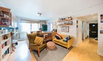 1 bedroom apartment for sale in Scott Lidgett Crescent, London, SE16