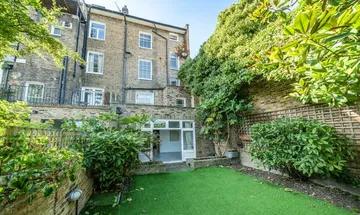 6 bedroom terraced house for sale in Steeles Road, Steeles Village, NW3