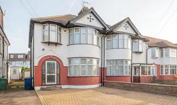3 bedroom house for sale in Hall Lane, Hendon, London, NW4