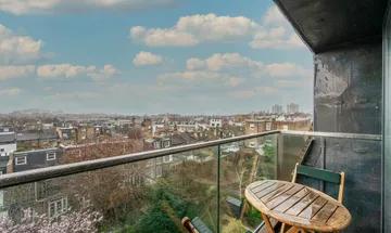 2 bedroom flat for sale in Sinclair Road, Brook Green, London, W14