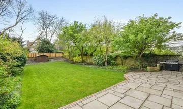 3 bedroom flat for sale in King Henrys Road, Primrose Hill, NW3