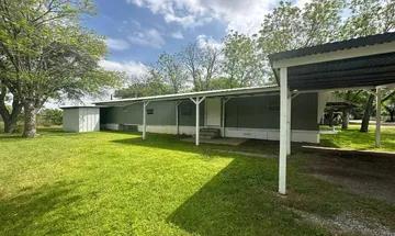 property for sale in 9831 Texas 106 Loop Unit 7