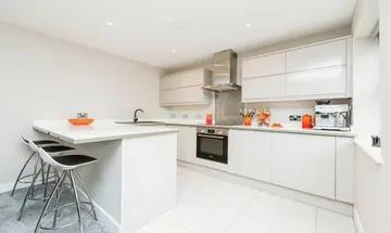 2 bedroom apartment for sale in Birmingham Road, Sutton Coldfield, B72