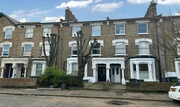 6 bedroom terraced house for sale in 7 Oxford Road, Finsbury Park , London, N4