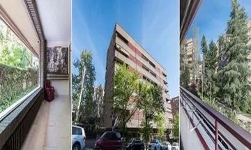 Piso en venta en calle De Numancia de 3 habitaciones con terraza y garaje
