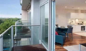 1 bedroom apartment for sale in Hawker Building, Chelsea Bridge Wharf, London, SW11