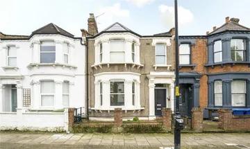 1 bedroom apartment for sale in Ivydale Road, Nunhead, SE15