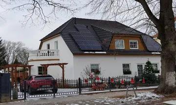 Schönes Haus in toller Lage in Berlin Karow mit PV-Anlage/ohne Makler