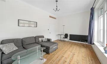 1 bedroom flat for sale in North End Road, London, SW6