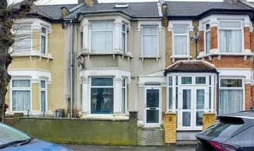 3 bedroom terraced house for sale in Meanley Road, E12