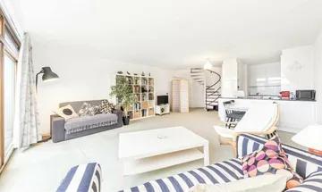 1 bedroom flat for sale in Barbican, Breton House, EC2Y
