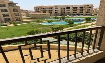 For sale, a penthouse with immediate receipt in the Fifth Settlement, Stone Residence Compound