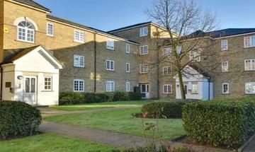 2 bedroom apartment for sale in Edith Cavell Way, Shooters Hill, London, SE18