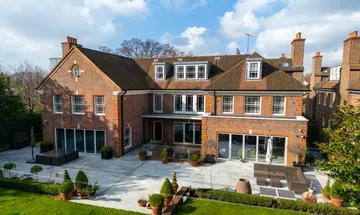 7 bedroom detached house for sale in View Road, Highgate, N6