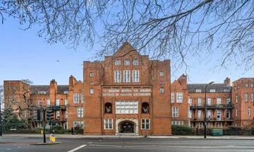 1 bedroom flat for sale in Clapham Road, Oval, SW9