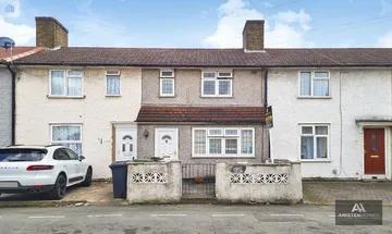2 bedroom terraced house for sale in Rugby Road, Dagenham, RM9 4AT, RM9