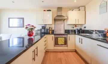 1 bedroom flat for sale in The Galley, Gallions Reach, London, E16