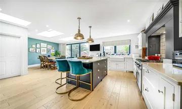 5 bedroom semi-detached house for sale in Church Avenue, London, SW14