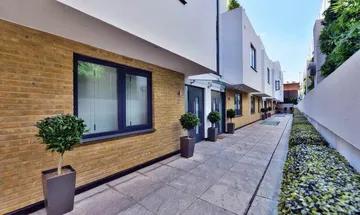 2 bedroom mews property for sale in Whittlebury Mews West, Primrose Hill, London, NW1