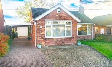 2 bedroom detached house for sale in Galtres Road, York, YO31