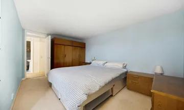 1 bedroom flat for sale in Prince Of Wales Drive, Battersea, SW11
