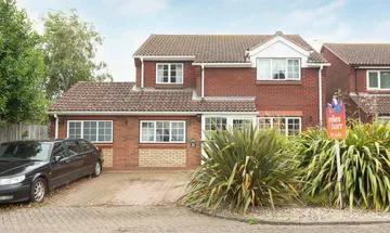 4 bedroom detached house for sale in Hunting Gate, Birchington, CT7