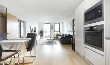 2 bedroom apartment for sale in Hornbeam House, 22 Quebec Way, London, SE16