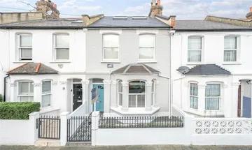 4 bedroom terraced house for sale in Ewald Road, London, SW6