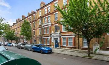 3 bedroom apartment for sale in Rushcroft Road, London, SW2