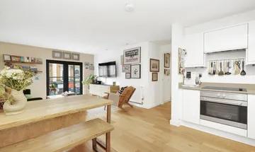 2 bedroom flat for sale in Noble House, Graham Road, E8