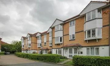2 bedroom apartment for sale in Sheppard Drive, London, SE16