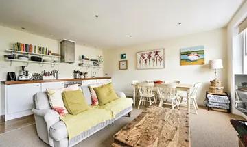 1 bedroom flat for sale in Chepstow Road, Notting Hill, London, W2