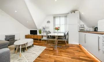 2 bedroom apartment for sale in Merton Road, Wimbledon, SW19