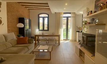 Venta de piso en paseo Sant Antoni de 2 habitaciones con terraza y aire acondicionado