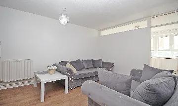 1 bedroom flat for sale in Cheesemans Terrace, W14