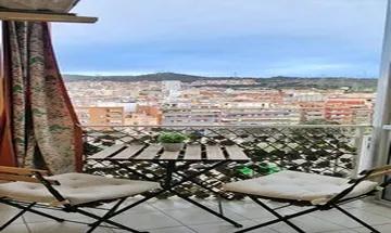 Piso en venta en Sant Andreu de Palomar de 3 habitaciones con terraza y balcón