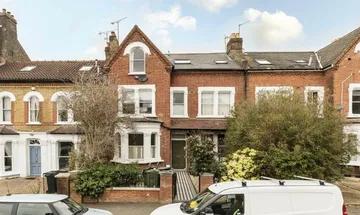 3 bedroom flat for sale in Lewin Road, Streatham, SW16