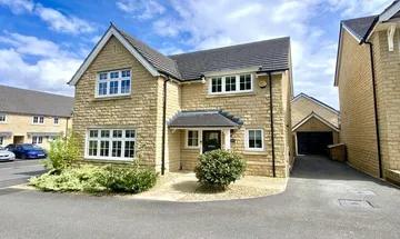 4 bedroom detached house for sale in Hawthorne Road, Steeton, Keighley, West Yorkshire, BD20