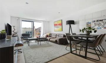 2 bedroom apartment for sale in Long Lane, London, SE1