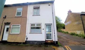 2 bedroom end of terrace house for sale in West Street, Erith, DA8