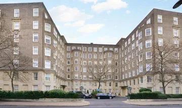 4 bedroom flat for sale in Circus Road, London, NW8