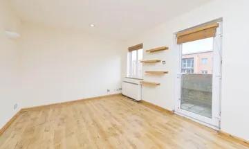 1 bedroom flat for sale in Belgrave Court, Ascalon Street, London, SW8