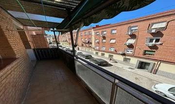 Piso en venta en Berruguete de 1 habitación con terraza y balcón