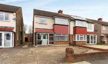 3 bedroom semi-detached house for sale in Blossom Way, West Drayton, UB7