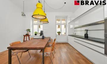 Prodej krásného bytu 3+1/ 4+kk, 129 m2, ulice Sokolská, Brno - Veveří, balkón, sklep