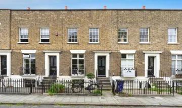 3 bedroom terraced house for sale in Walcot Square, Kennington, SE11