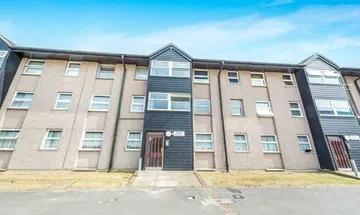 1 bedroom flat for sale in Barberry Close, Romford, RM3