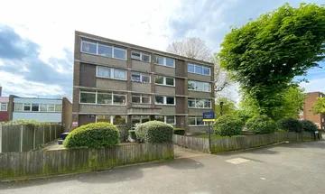 2 bedroom flat for sale in South Road, Forest Hill, London, SE23
